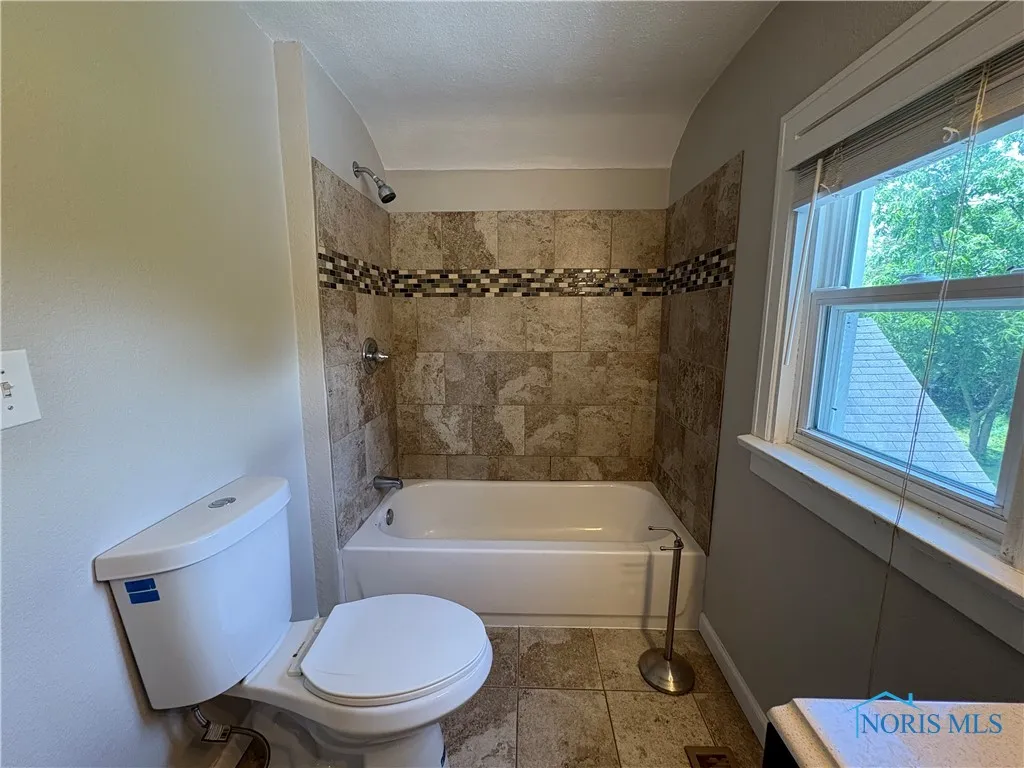 7300 Stitt Road, Waterville, Ohio 43566, 3 Bedrooms Bedrooms, 8 Rooms Rooms,2 BathroomsBathrooms,Residential Lease,For Rent,Stitt,6131456