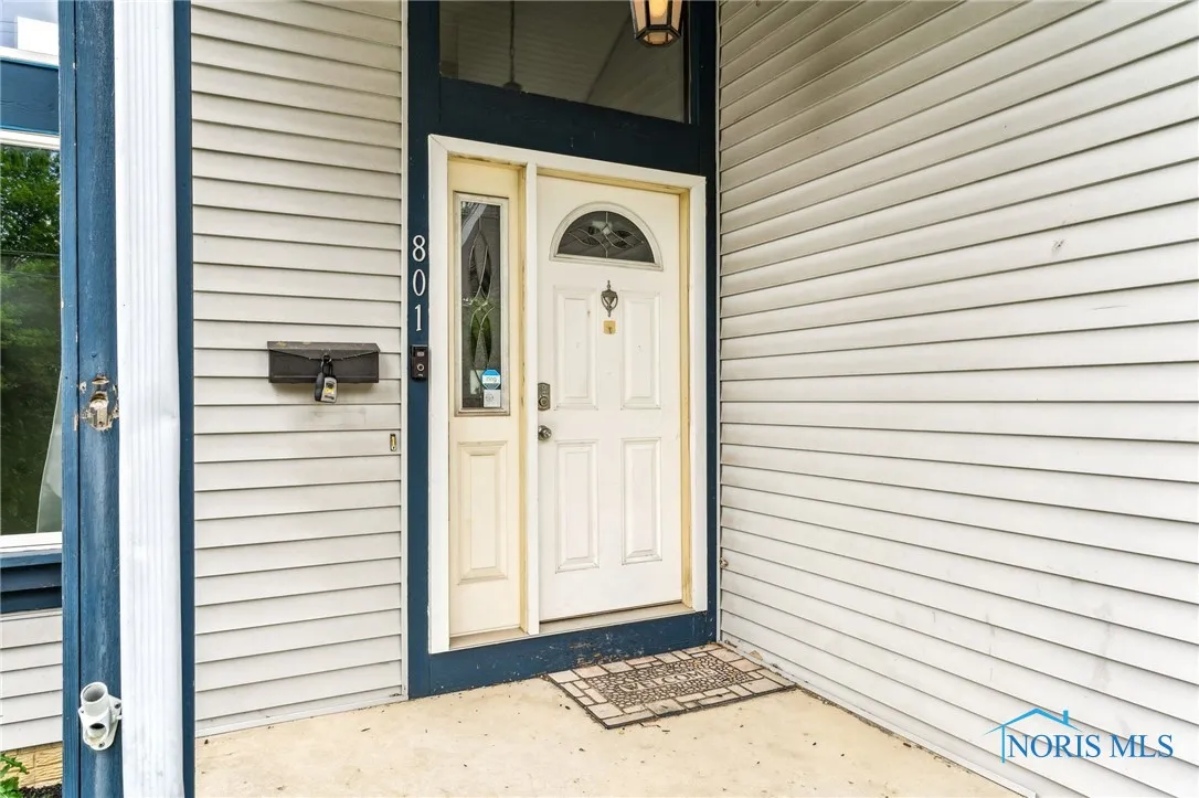 801 W Sandusky Street, Findlay, Ohio 45840, 3 Bedrooms Bedrooms, 5 Rooms Rooms,4 BathroomsBathrooms,Residential,For Sale,Sandusky,6131483