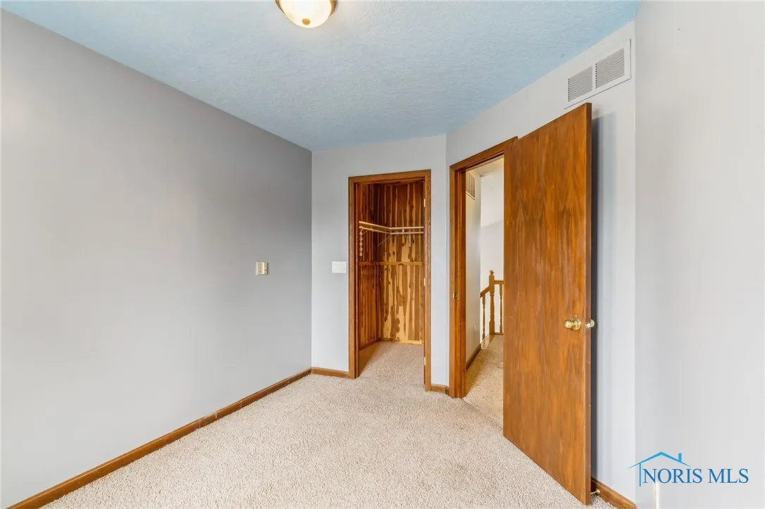 801 W Sandusky Street, Findlay, Ohio 45840, 3 Bedrooms Bedrooms, 5 Rooms Rooms,4 BathroomsBathrooms,Residential,For Sale,Sandusky,6131483