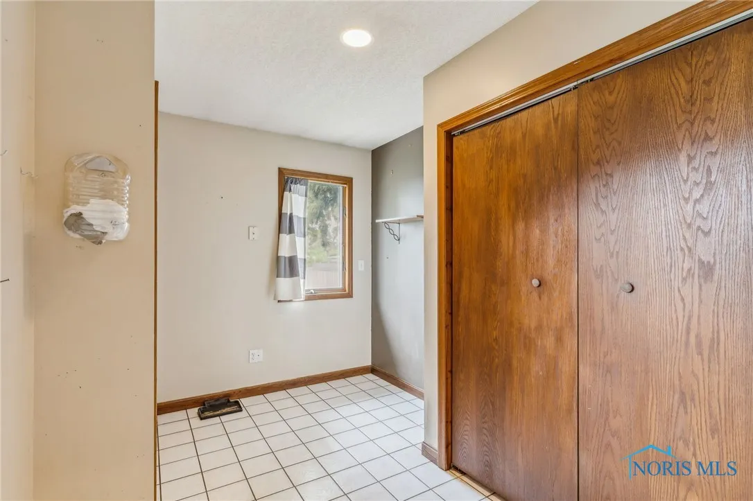 801 W Sandusky Street, Findlay, Ohio 45840, 3 Bedrooms Bedrooms, 5 Rooms Rooms,4 BathroomsBathrooms,Residential,For Sale,Sandusky,6131483
