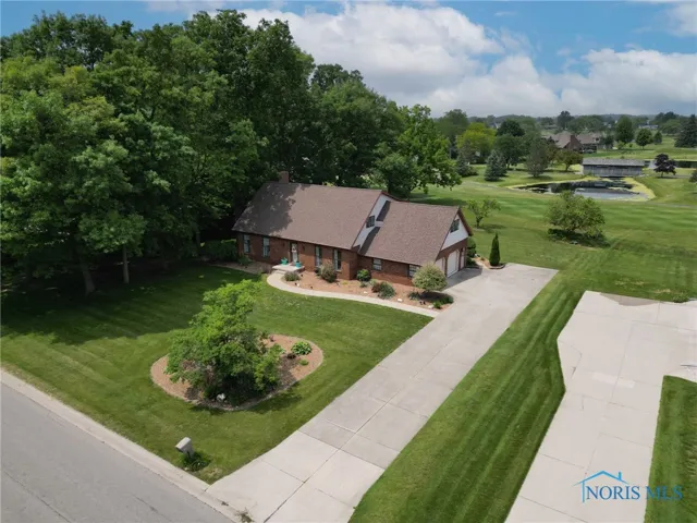 772 Fairway Lane, Wauseon, Ohio 43567, 4 Bedrooms Bedrooms, 14 Rooms Rooms,3 BathroomsBathrooms,Residential,For Sale,Fairway,6131478