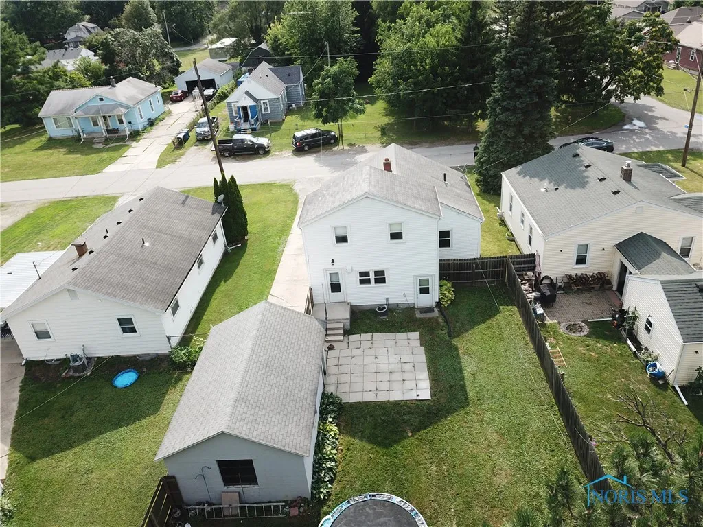 1047 Mambrino Road, Oregon, Ohio 43616, 3 Bedrooms Bedrooms, 6 Rooms Rooms,1 BathroomBathrooms,Residential,For Sale,Mambrino,6131567
