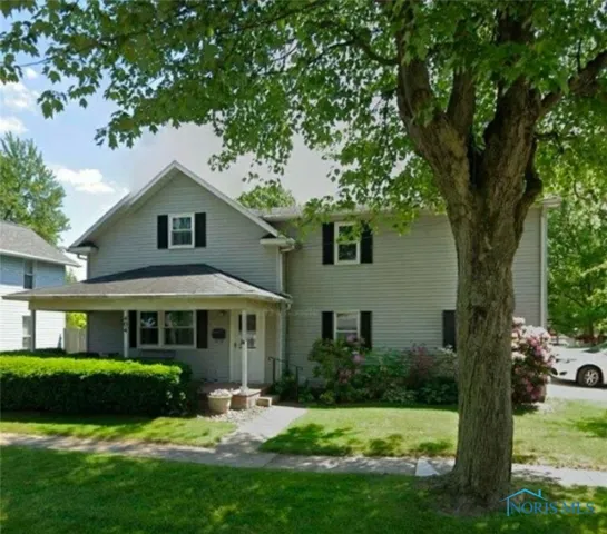 404 E Garfield Avenue, Swanton, Ohio 43558, 5 Bedrooms Bedrooms, ,2 BathroomsBathrooms,Residential,For Sale,Garfield,6131573