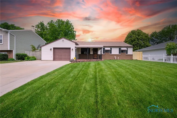 2521 Shallowford Drive, Toledo, Ohio 43611, 3 Bedrooms Bedrooms, 7 Rooms Rooms,2 BathroomsBathrooms,Residential,For Sale,Shallowford,6131490