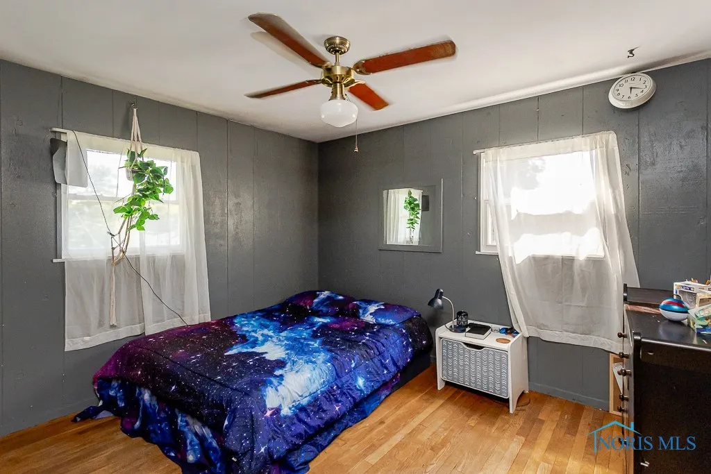 1220 Birch Avenue, Maumee, Ohio 43537, 4 Bedrooms Bedrooms, 9 Rooms Rooms,2 BathroomsBathrooms,Residential,For Sale,Birch,6131494