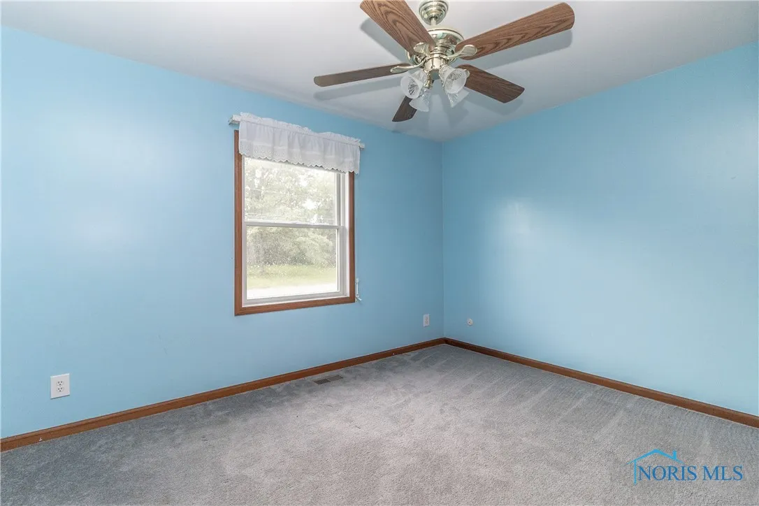 9359 Sylvania Avenue, Sylvania, Ohio 43560, 3 Bedrooms Bedrooms, 8 Rooms Rooms,2 BathroomsBathrooms,Residential,For Sale,Sylvania,6131553