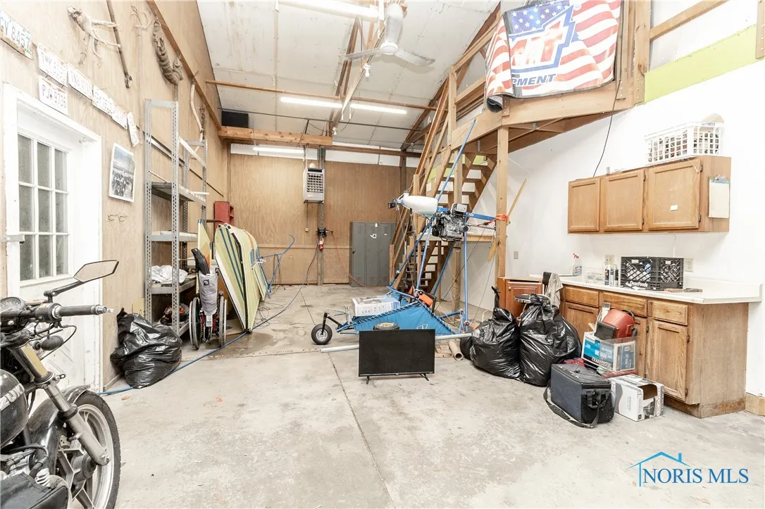 9359 Sylvania Avenue, Sylvania, Ohio 43560, 3 Bedrooms Bedrooms, 8 Rooms Rooms,2 BathroomsBathrooms,Residential,For Sale,Sylvania,6131553