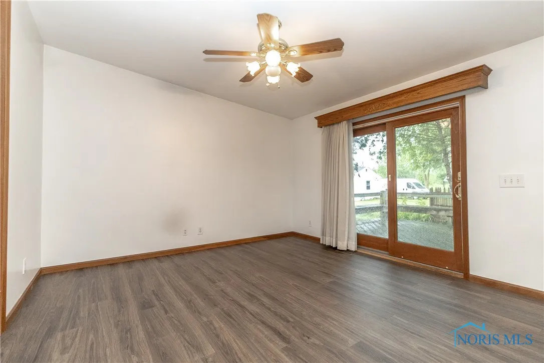 9359 Sylvania Avenue, Sylvania, Ohio 43560, 3 Bedrooms Bedrooms, 8 Rooms Rooms,2 BathroomsBathrooms,Residential,For Sale,Sylvania,6131553