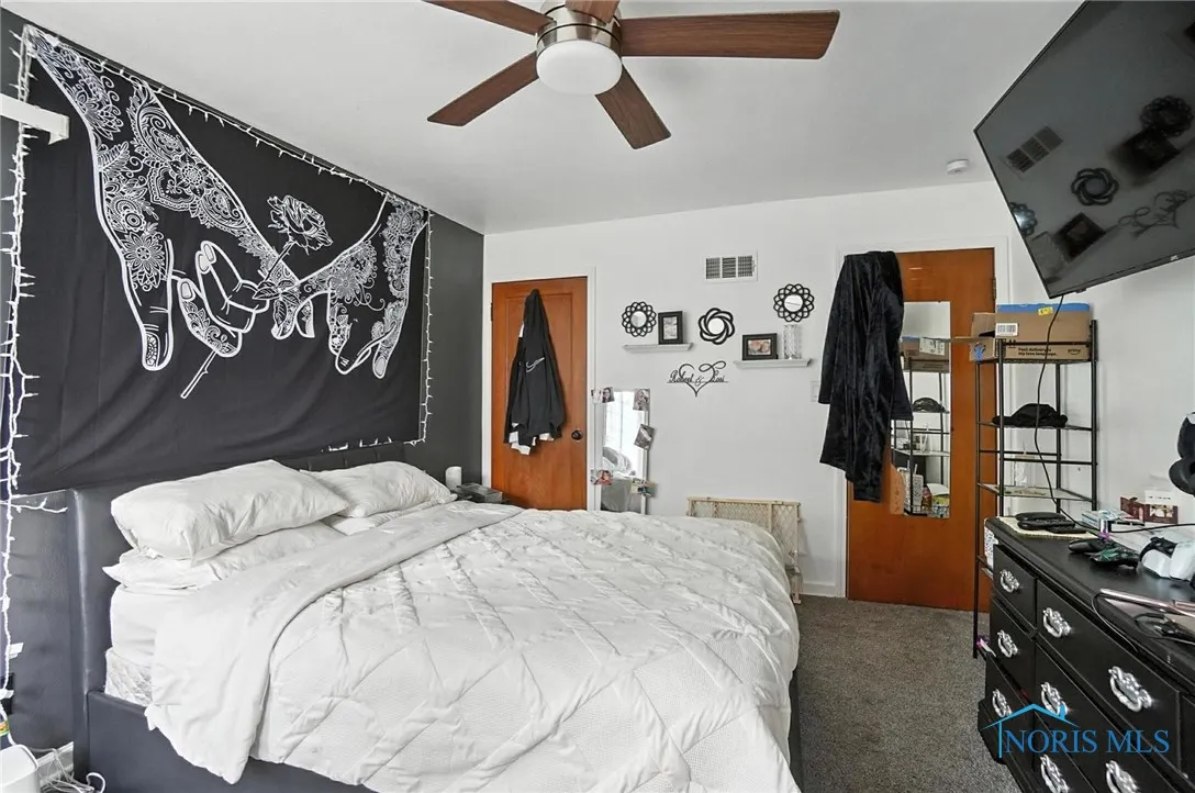 1732 Gilbert Road, Toledo, Ohio 43614, 2 Bedrooms Bedrooms, 6 Rooms Rooms,1 BathroomBathrooms,Residential,For Sale,Gilbert,6131564