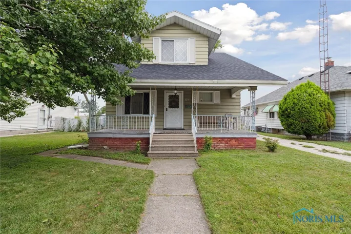 225 E Union Street, Walbridge, Ohio 43465, 3 Bedrooms Bedrooms, 7 Rooms Rooms,2 BathroomsBathrooms,Residential,For Sale,Union,6131976