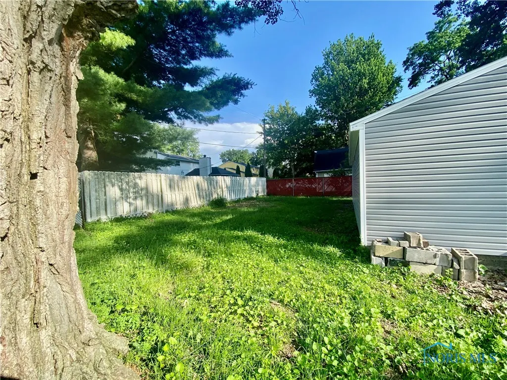 5240 Rambo Lane, Toledo, Ohio 43623, 3 Bedrooms Bedrooms, 6 Rooms Rooms,2 BathroomsBathrooms,Residential,For Sale,Rambo,6131934