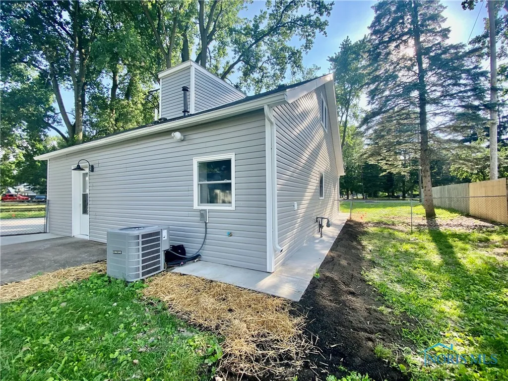 5240 Rambo Lane, Toledo, Ohio 43623, 3 Bedrooms Bedrooms, 6 Rooms Rooms,2 BathroomsBathrooms,Residential,For Sale,Rambo,6131934