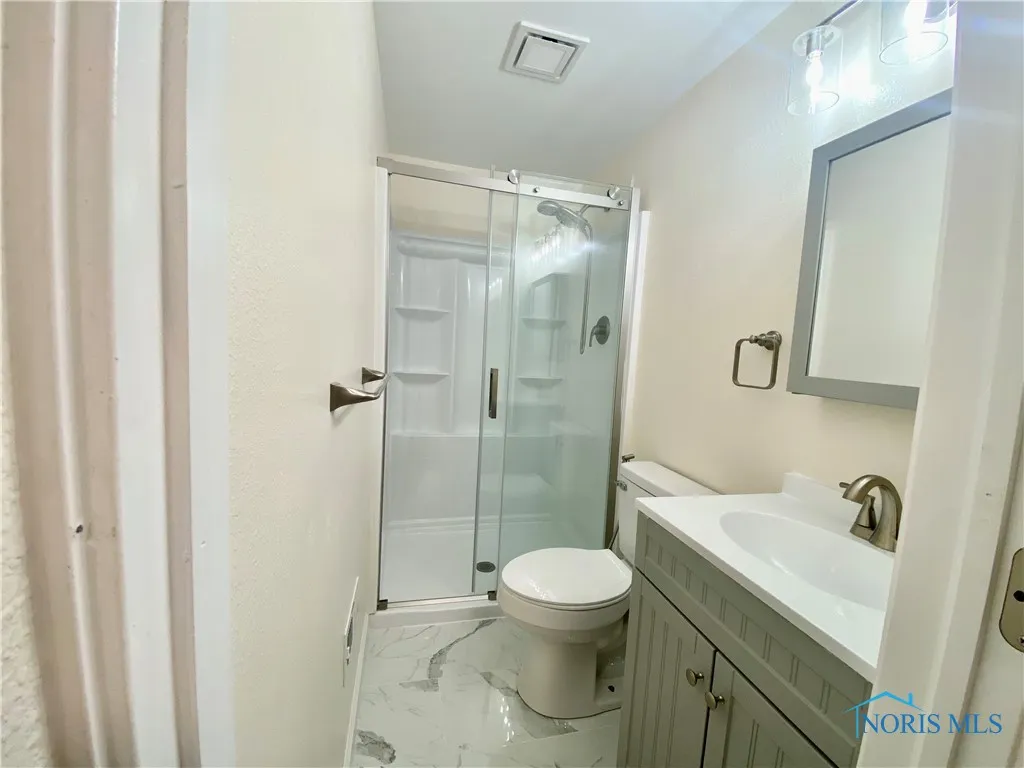5240 Rambo Lane, Toledo, Ohio 43623, 3 Bedrooms Bedrooms, 6 Rooms Rooms,2 BathroomsBathrooms,Residential,For Sale,Rambo,6131934
