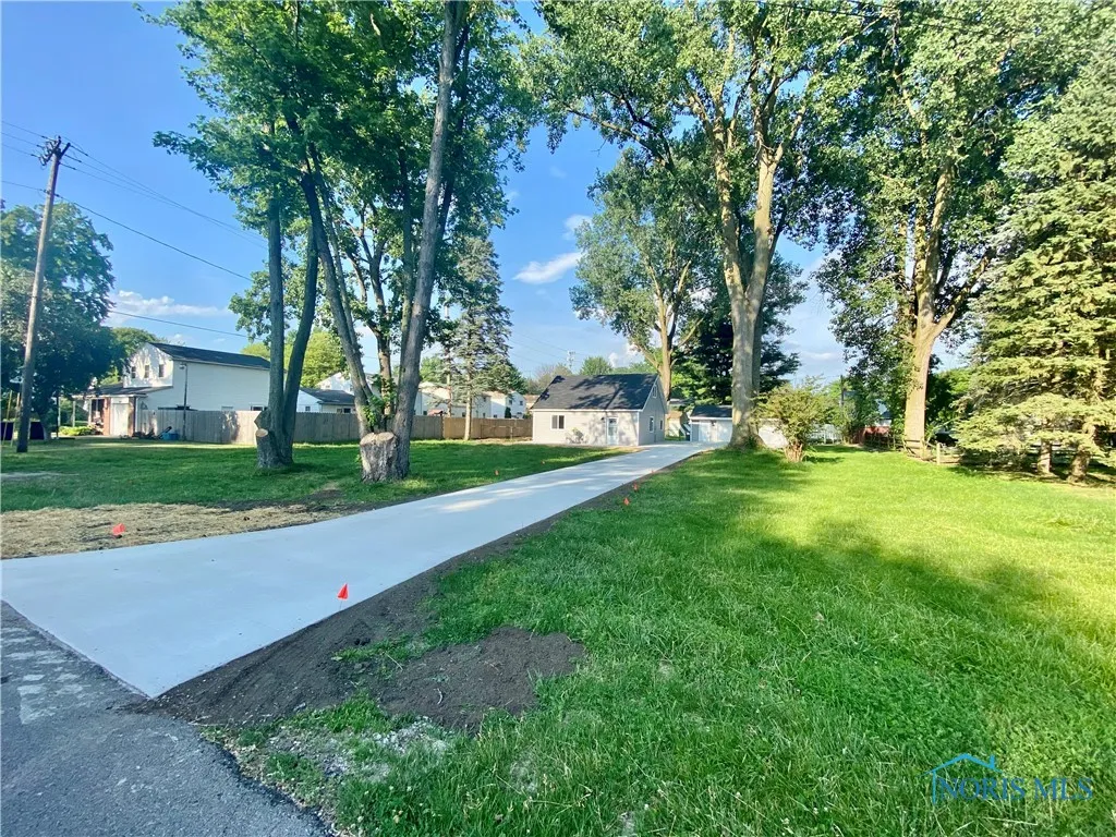 5240 Rambo Lane, Toledo, Ohio 43623, 3 Bedrooms Bedrooms, 6 Rooms Rooms,2 BathroomsBathrooms,Residential,For Sale,Rambo,6131934