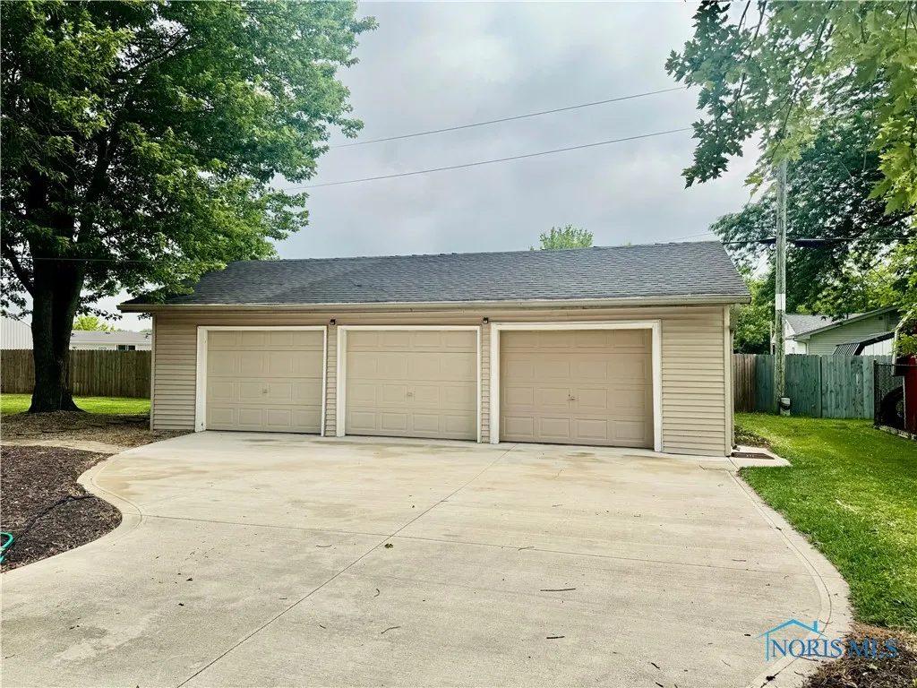 952 Haver Drive, Hicksville, Ohio 43526, 3 Bedrooms Bedrooms, 8 Rooms Rooms,3 BathroomsBathrooms,Residential,For Sale,Haver,6132069
