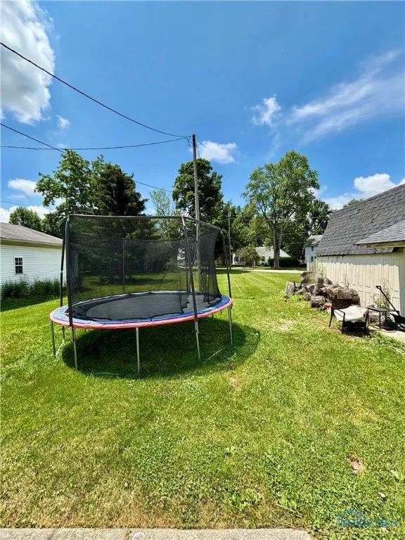 307 Spencerville Street, Hicksville, Ohio 43526, 3 Bedrooms Bedrooms, 9 Rooms Rooms,1 BathroomBathrooms,Residential,For Sale,Spencerville,6131972