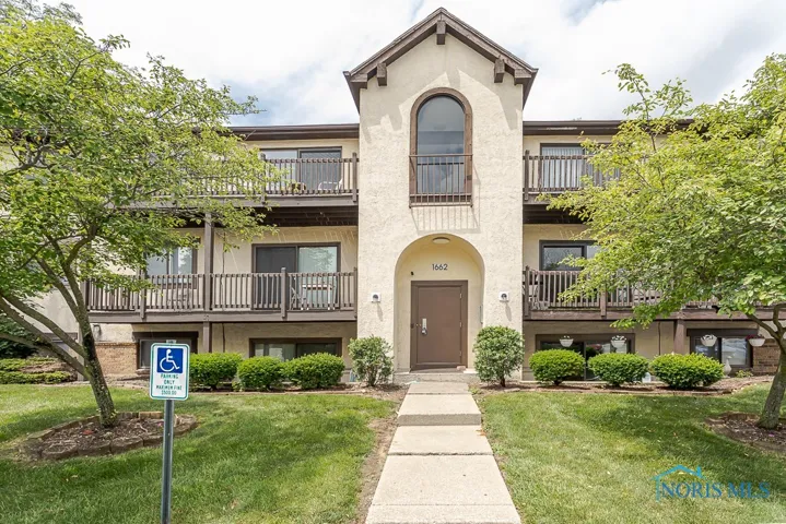 1662 Brownstone Boulevard 332, Toledo, Ohio 43614, 2 Bedrooms Bedrooms, 5 Rooms Rooms,2 BathroomsBathrooms,Residential Lease,For Rent,Brownstone,6132261
