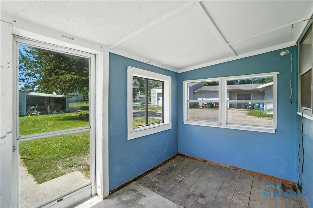 709 W Jackson Street, Paulding, Ohio 45879, 3 Bedrooms Bedrooms, 7 Rooms Rooms,1 BathroomBathrooms,Residential,For Sale,Jackson,6131468