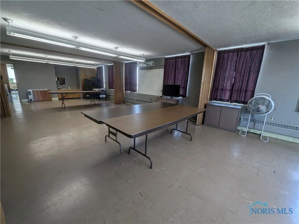 200 E Madison Street, Gibsonburg, Ohio 43431, ,Commercial Sale,For Sale,Madison,6132267