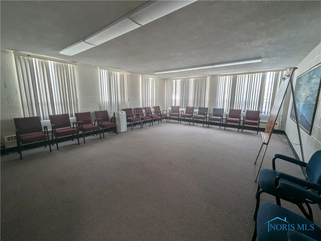 200 E Madison Street, Gibsonburg, Ohio 43431, ,Commercial Sale,For Sale,Madison,6132267
