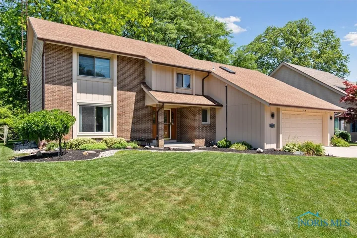 6666 Inglewood Road, Holland, Ohio 43528, 4 Bedrooms Bedrooms, 8 Rooms Rooms,3 BathroomsBathrooms,Residential,For Sale,Inglewood,6132058