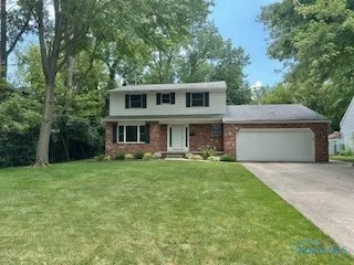 6539 Aftwood Drive, Sylvania, Ohio 43560, 4 Bedrooms Bedrooms, 8 Rooms Rooms,3 BathroomsBathrooms,Residential Lease,For Rent,Aftwood,6131582