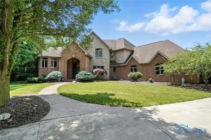 1604 White Tail Run, Findlay, Ohio 45840, 5 Bedrooms Bedrooms, 17 Rooms Rooms,6 BathroomsBathrooms,Residential,For Sale,White Tail Run,6132175