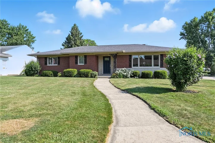 224 Woodley Terrace, Findlay, Ohio 45840, 3 Bedrooms Bedrooms, 6 Rooms Rooms,2 BathroomsBathrooms,Residential,For Sale,Woodley,6132361