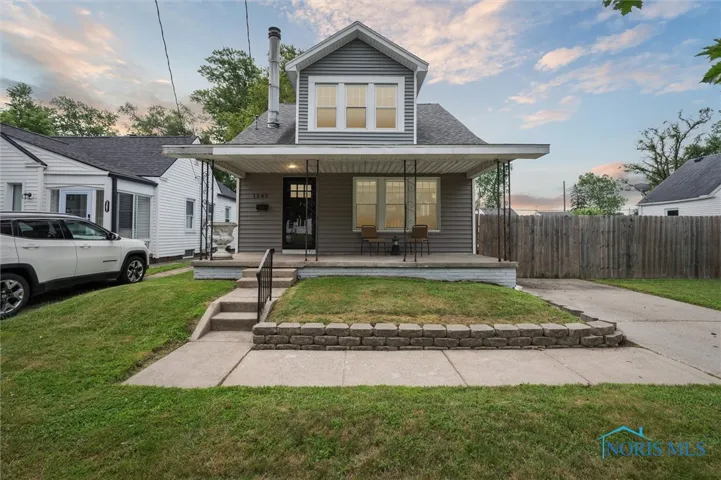 1285 Glenview Road, Toledo, Ohio 43614, 4 Bedrooms Bedrooms, 8 Rooms Rooms,2 BathroomsBathrooms,Residential,For Sale,Glenview,6132360