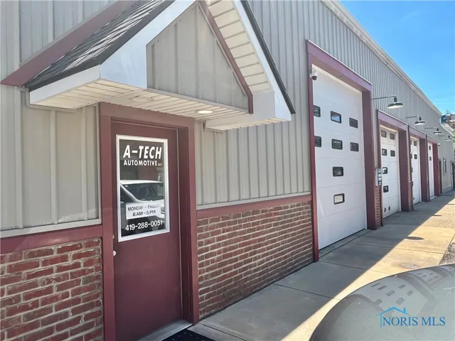 101 E Main Street, Wayne, Ohio 43466, ,Commercial Sale,For Sale,Main,6132135