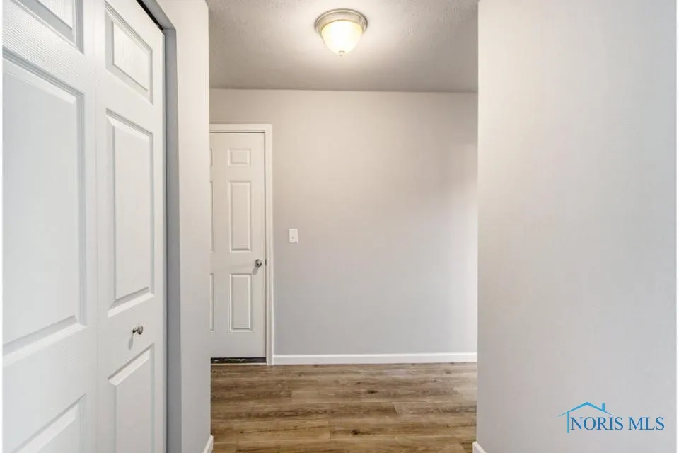 1066 Seneca Drive, Wauseon, Ohio 43567, 4 Bedrooms Bedrooms, 9 Rooms Rooms,3 BathroomsBathrooms,Residential,For Sale,Seneca,6132426