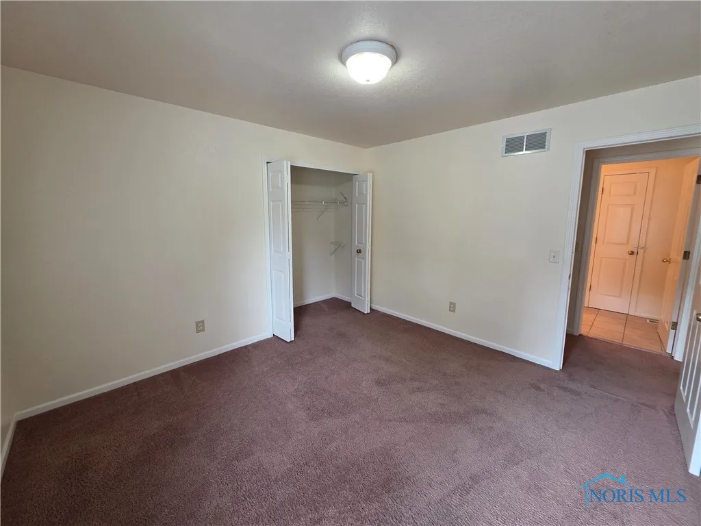 5160 Allen Street, Sylvania, Ohio 43560, 4 Bedrooms Bedrooms, 7 Rooms Rooms,3 BathroomsBathrooms,Residential Lease,For Rent,Allen,6132471
