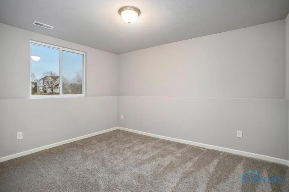 148 Meadowgate Drive, Walbridge, Ohio 43465, 4 Bedrooms Bedrooms, 9 Rooms Rooms,2 BathroomsBathrooms,Residential,For Sale,Meadowgate,6132478