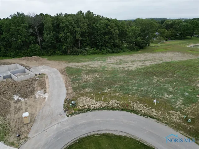 135 Coach House Loop, Bowling Green, Ohio 43402, ,Land,For Sale,Coach House,6132404