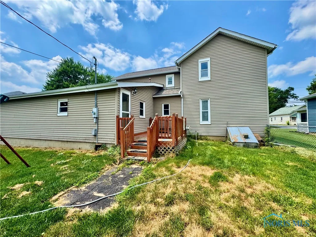 217 W Edgerton Street, Hicksville, Ohio 43526, 3 Bedrooms Bedrooms, 5 Rooms Rooms,1 BathroomBathrooms,Residential,For Sale,Edgerton,6132254