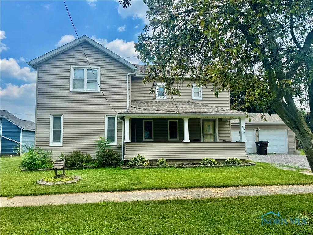 217 W Edgerton Street, Hicksville, Ohio 43526, 3 Bedrooms Bedrooms, 5 Rooms Rooms,1 BathroomBathrooms,Residential,For Sale,Edgerton,6132254