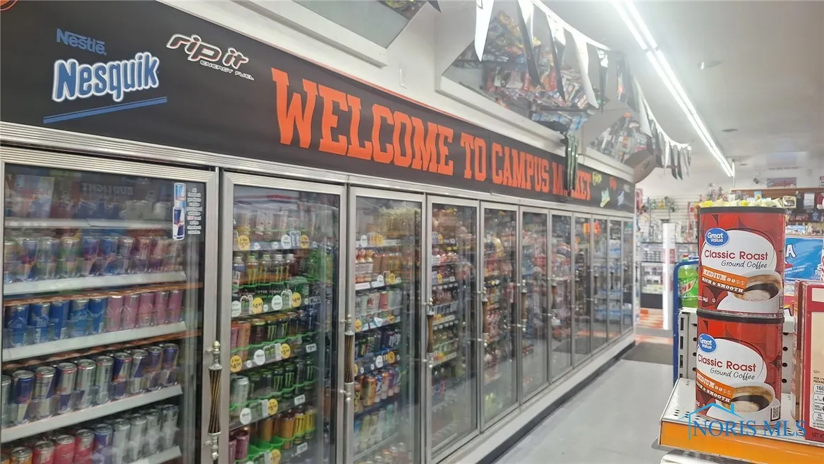 780 S College Drive, Bowling Green, Ohio 43402, ,Commercial Sale,For Sale,College,6132581