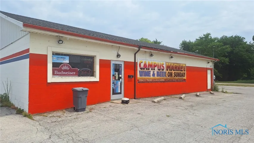 780 S College Drive, Bowling Green, Ohio 43402, ,Commercial Sale,For Sale,College,6132581
