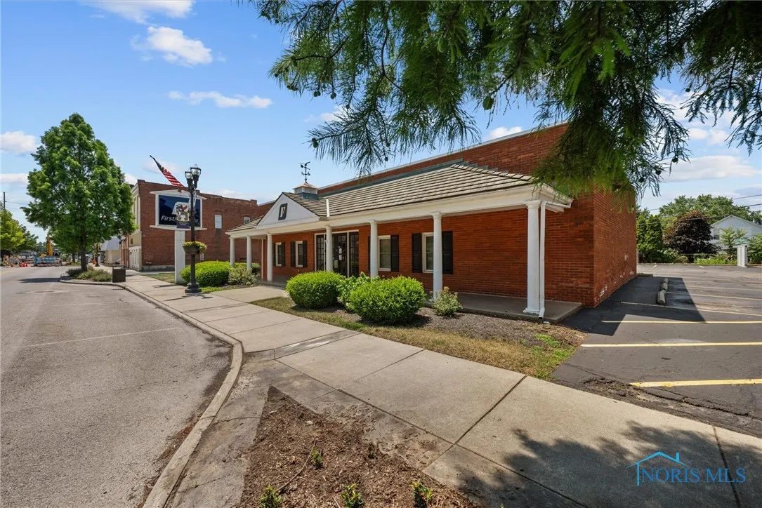 123 N Main Street, Swanton, Ohio 43558, ,Commercial Sale,For Sale,N Main,6132568
