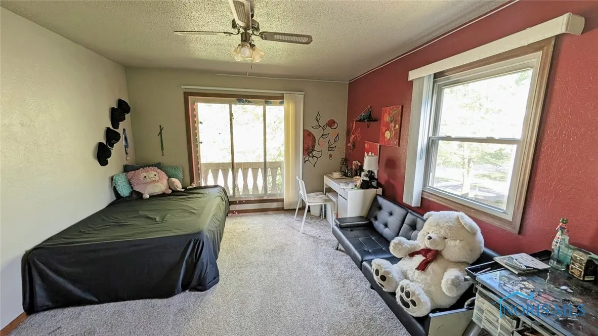 2359 Cheshire Woods Road, Toledo, Ohio 43617, 4 Bedrooms Bedrooms, 11 Rooms Rooms,4 BathroomsBathrooms,Residential,For Sale,Cheshire Woods,6132606