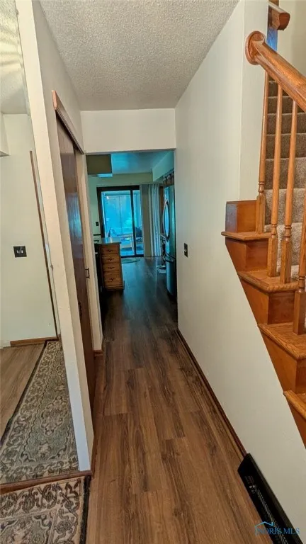 2359 Cheshire Woods Road, Toledo, Ohio 43617, 4 Bedrooms Bedrooms, 11 Rooms Rooms,4 BathroomsBathrooms,Residential,For Sale,Cheshire Woods,6132606