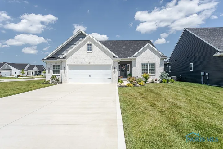 9846 Saugatuck Drive, Sylvania, Ohio 43560, 3 Bedrooms Bedrooms, 7 Rooms Rooms,3 BathroomsBathrooms,Residential,For Sale,Saugatuck,6132611