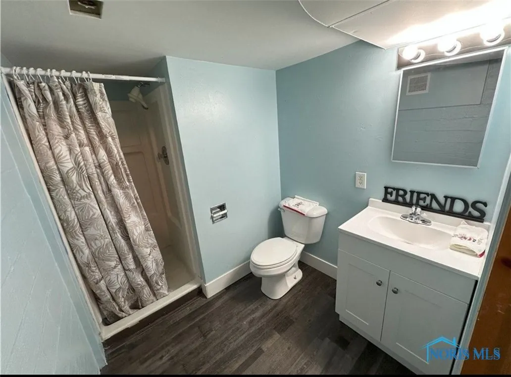 2127 Perth Street, Toledo, Ohio 43607, 4 Bedrooms Bedrooms, 8 Rooms Rooms,2 BathroomsBathrooms,Residential,For Sale,Perth,6132620