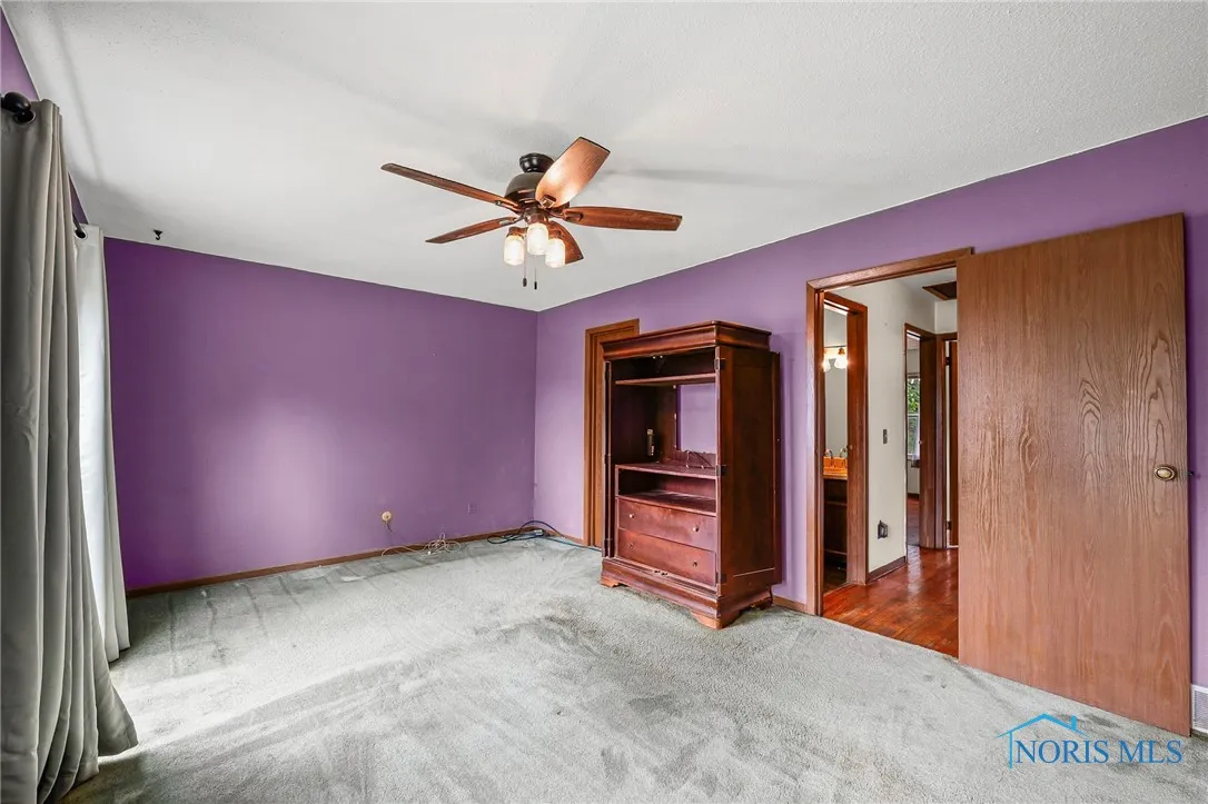 24181 W James Ridge Road, Millbury, Ohio 43447, 4 Bedrooms Bedrooms, 9 Rooms Rooms,2 BathroomsBathrooms,Residential,For Sale,James Ridge,6132632