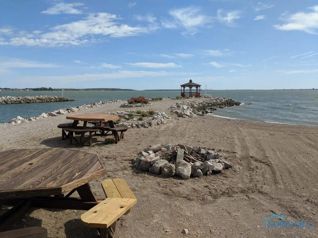 6 Yacht Club Lane, Lakeside Marblehead, Ohio 43440, ,Land,For Sale,Yacht Club,6132637