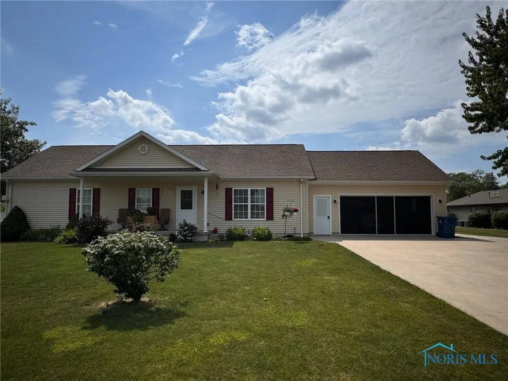 110 Town Line Road, Bryan, Ohio 43506, 3 Bedrooms Bedrooms, 8 Rooms Rooms,2 BathroomsBathrooms,Residential,For Sale,Town Line,6132656