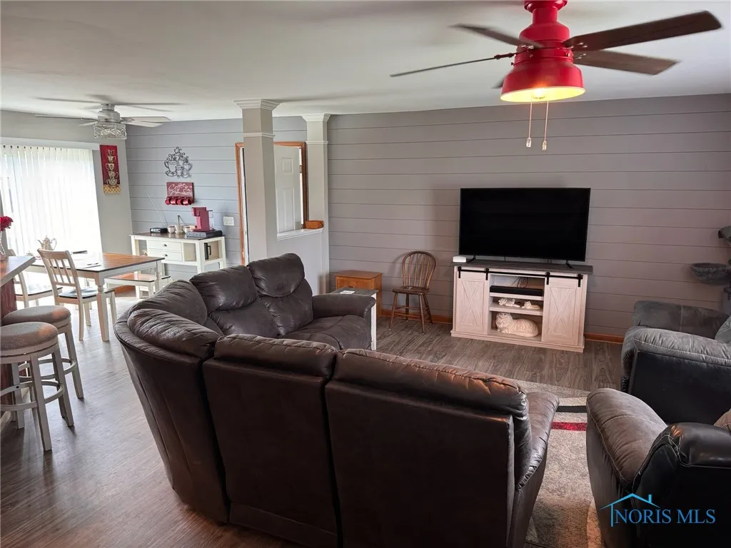 110 Town Line Road, Bryan, Ohio 43506, 3 Bedrooms Bedrooms, 8 Rooms Rooms,2 BathroomsBathrooms,Residential,For Sale,Town Line,6132656