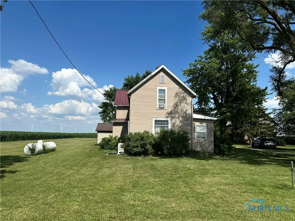 11080 Road 21, Antwerp, Ohio 45813, 4 Bedrooms Bedrooms, 10 Rooms Rooms,1 BathroomBathrooms,Residential,For Sale,Road 21,6132608