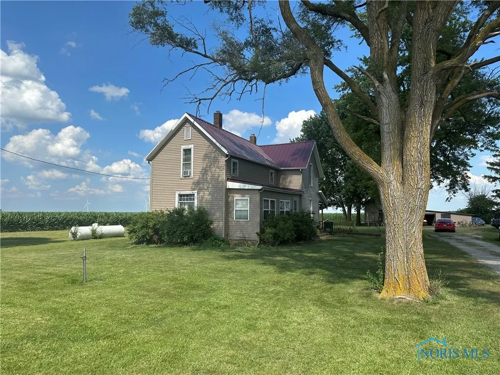 11080 Road 21, Antwerp, Ohio 45813, 4 Bedrooms Bedrooms, 10 Rooms Rooms,1 BathroomBathrooms,Residential,For Sale,Road 21,6132608