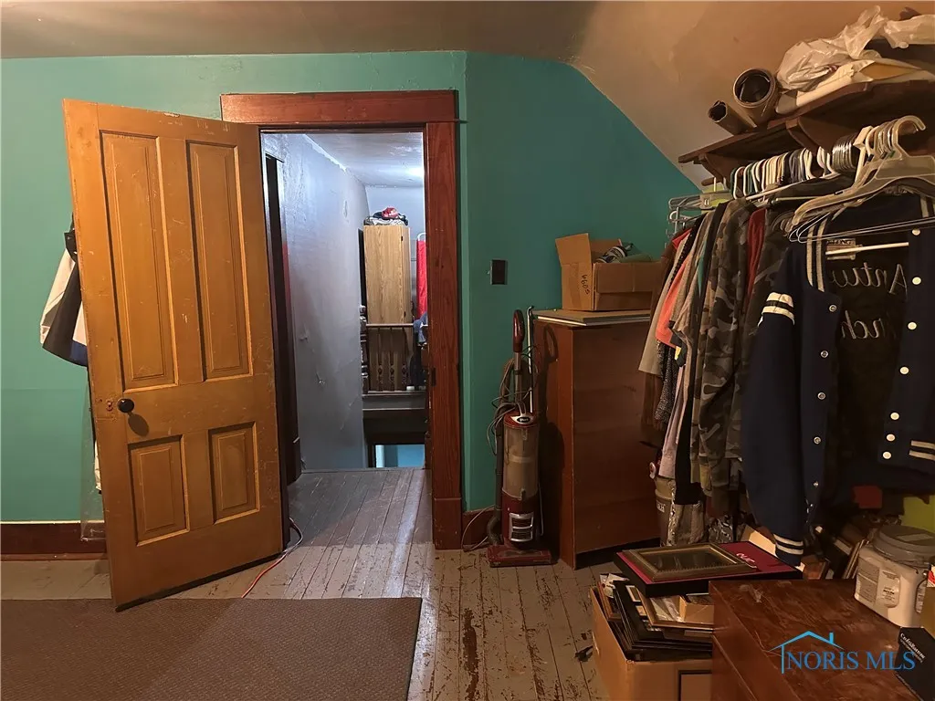 11080 Road 21, Antwerp, Ohio 45813, 4 Bedrooms Bedrooms, 10 Rooms Rooms,1 BathroomBathrooms,Residential,For Sale,Road 21,6132608